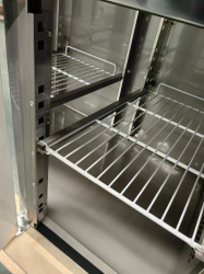 Стол холодильный Koreco GN/3100TN/W с бортом